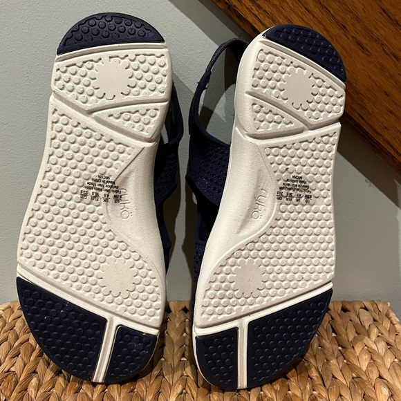 Ryka Open Toe Summer Sandals Size 6.5W - Picture 3 of 8